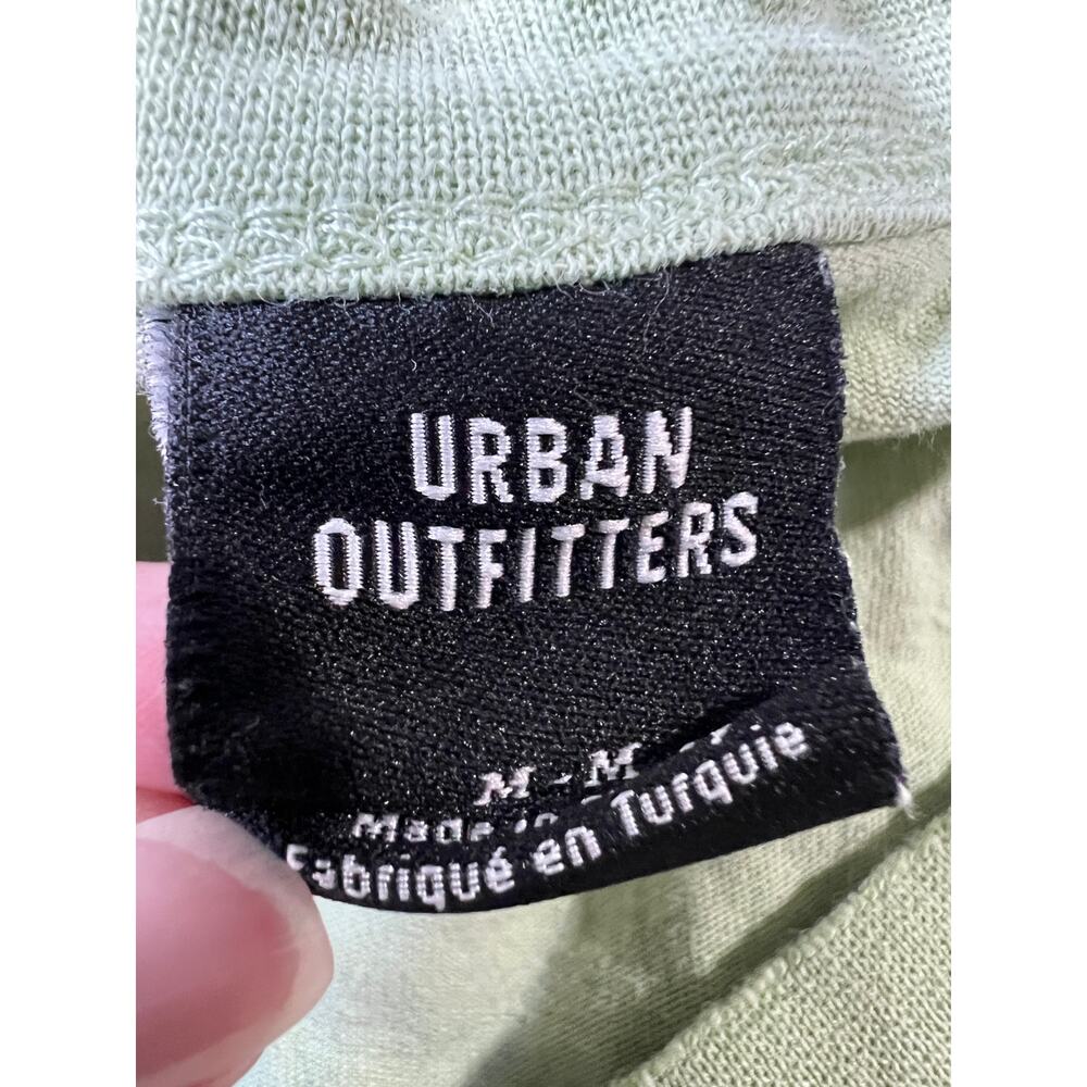 URBAN OUTFITTERS Med Varsity Vintage Sporty Graphic V-Neck Long Sleeve Tee Green - Picture 6 of 13